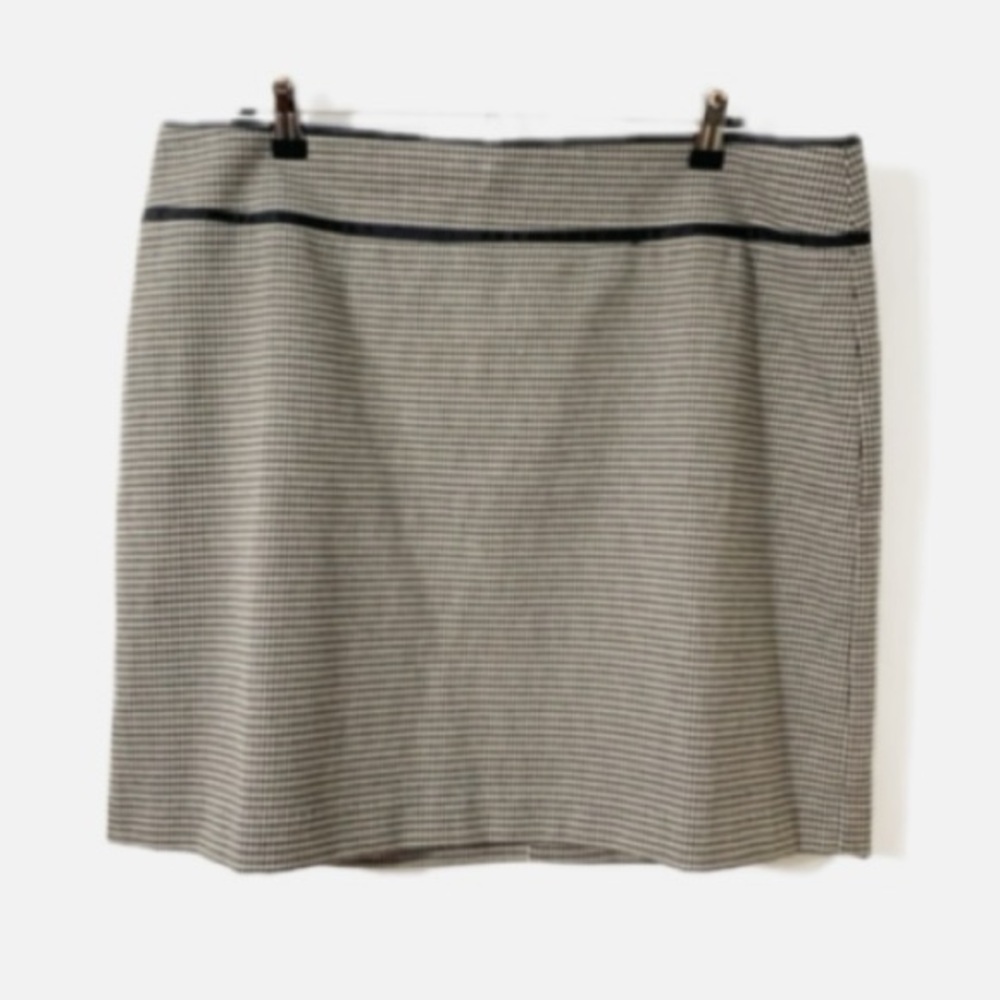 Ann Taylor Factory LOFT Houndstooth Patterned Fully Lined Pencil Skirt Back Zip